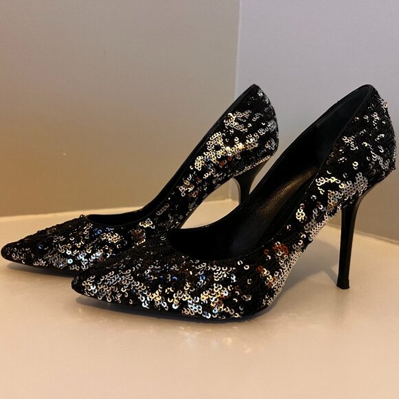 Louis Vuitton Black Sequin Heel (Size 8.5) - Picture 3 of 8